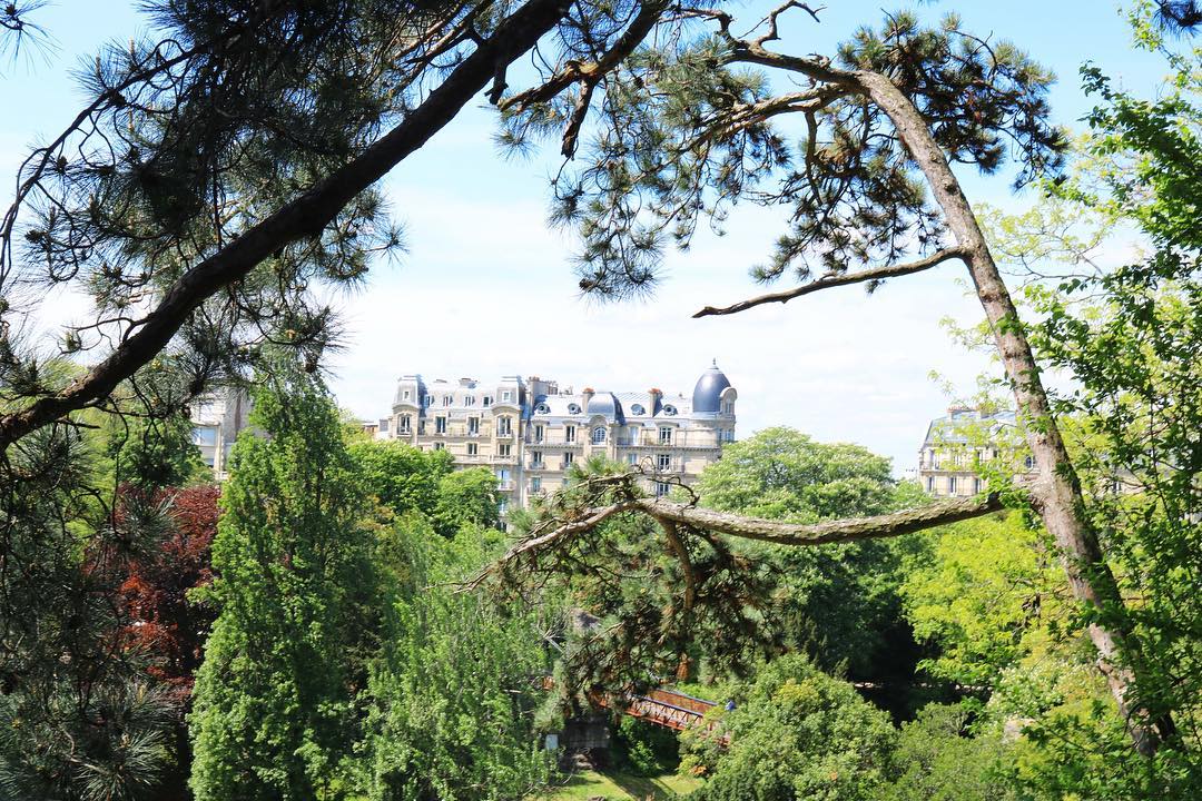 Buttes Chaumont Lake VIew